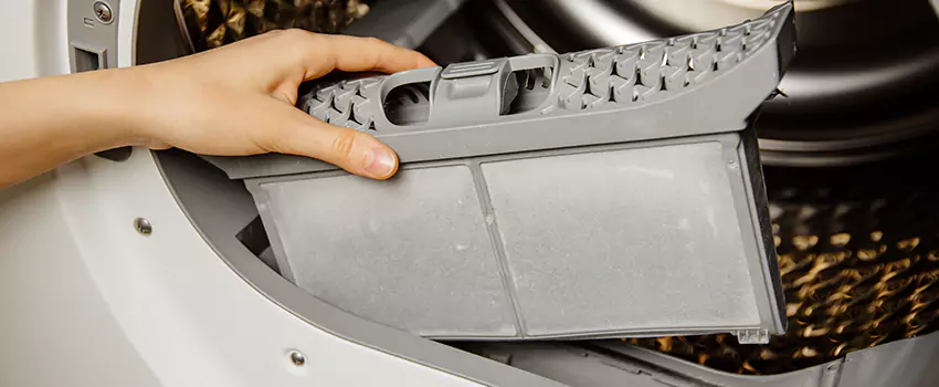 Signs Of A Clogged Dryer Lint Trap in Spring Hill, Florida